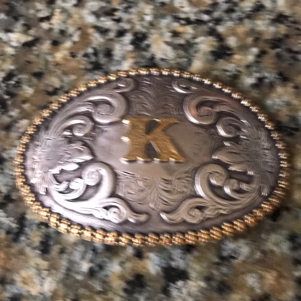Belt buckle